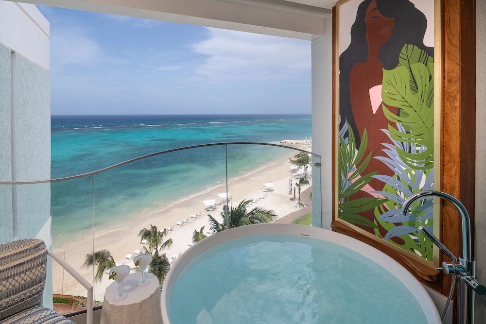 Sandals Jamaica Dunn's River All Inclusive Adults Only — Hotel rooms in Ocho Rios