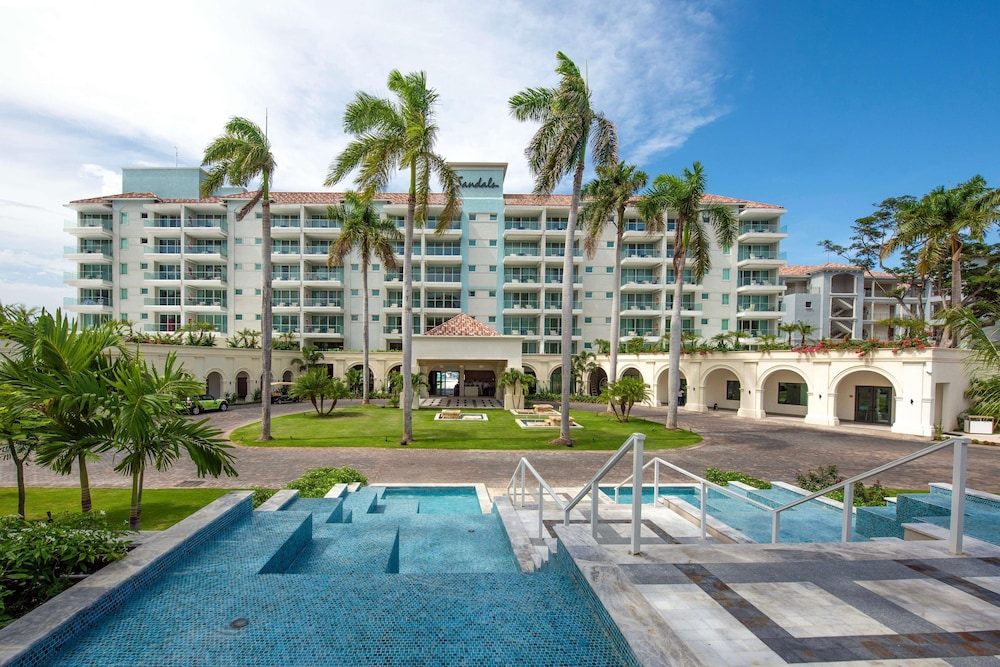 Sandals Jamaica Dunn's River All Inclusive Adults Only — Hotel building in Ocho Rios