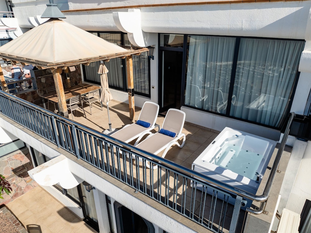 Servatur JB - Adults Only — Hotel rooms in Puerto Rico, Canary Islands