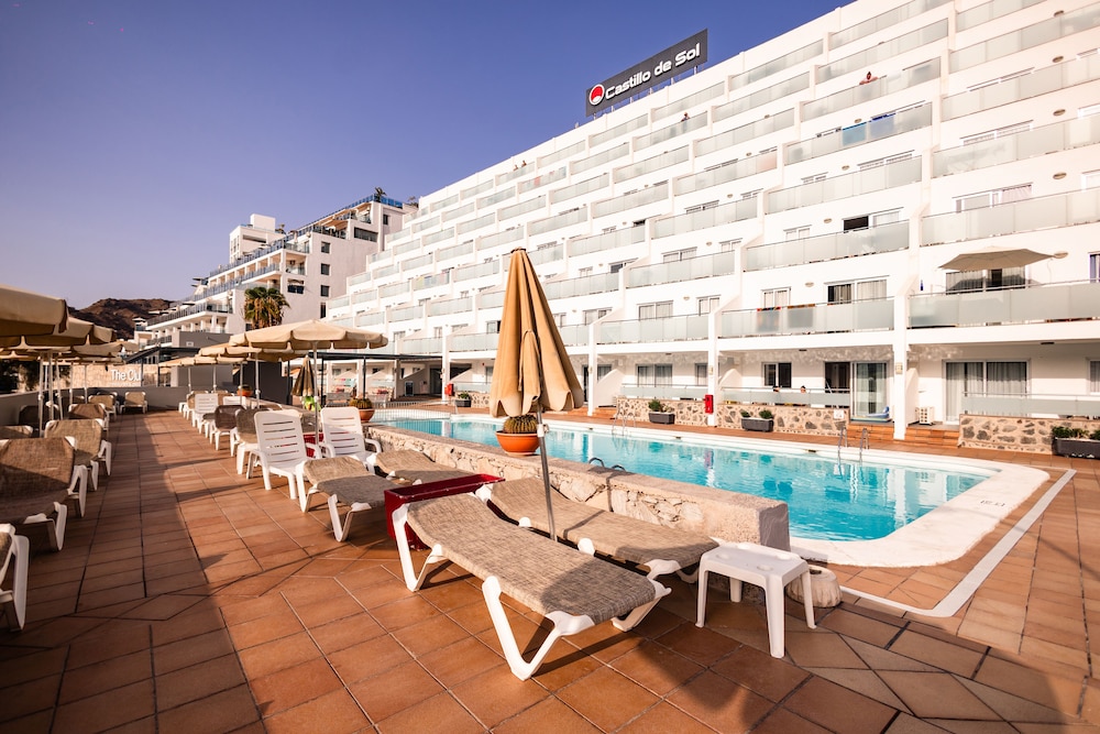Servatur Castillo de Sol — Swimming pool in Puerto Rico, Canary Islands