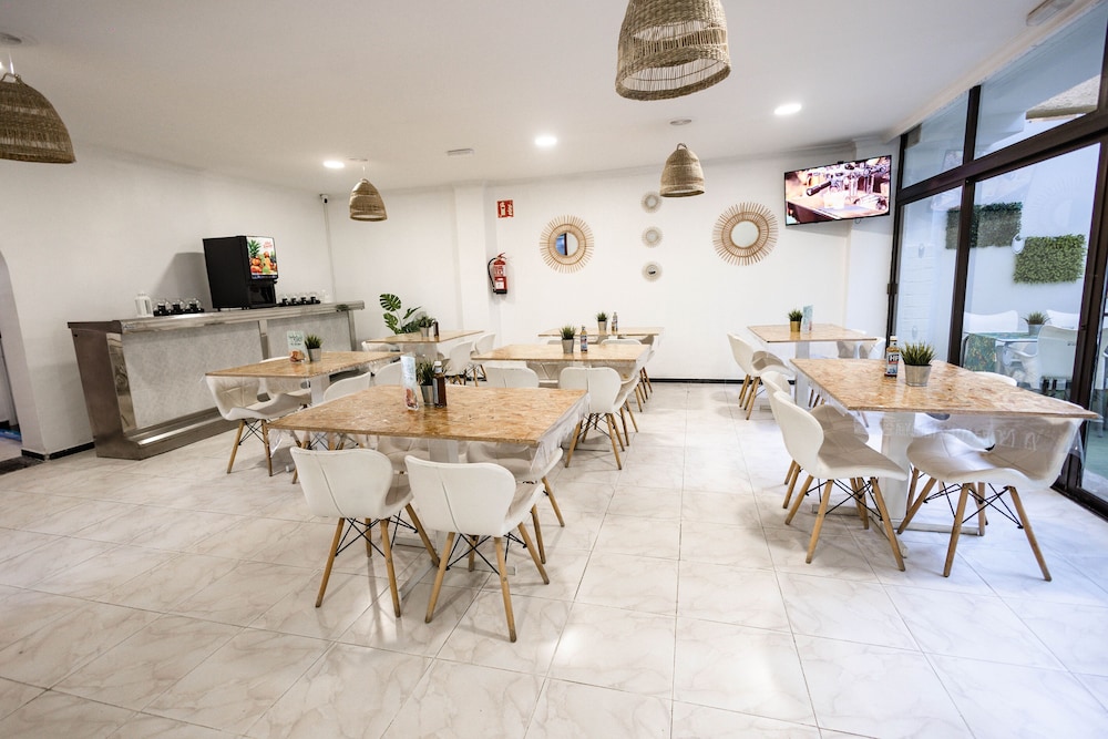 Servatur Castillo de Sol — Restaurant & bars in Puerto Rico, Canary Islands