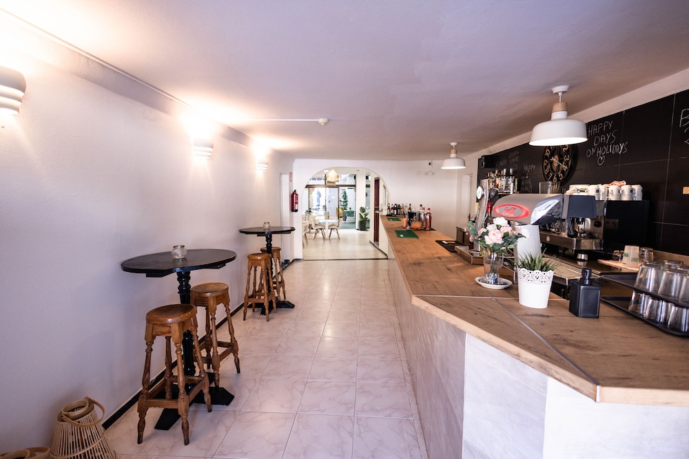 Servatur Castillo de Sol — Restaurant & bars in Puerto Rico, Canary Islands