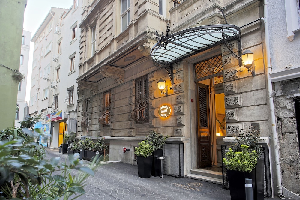 Ayramin Exclusive Hotel - Special Category — Hotel building in Istanbul, Istanbul