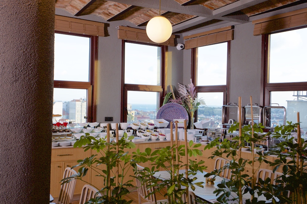 Ayramin Exclusive Hotel - Special Category — Restaurant & bars in Istanbul, Istanbul