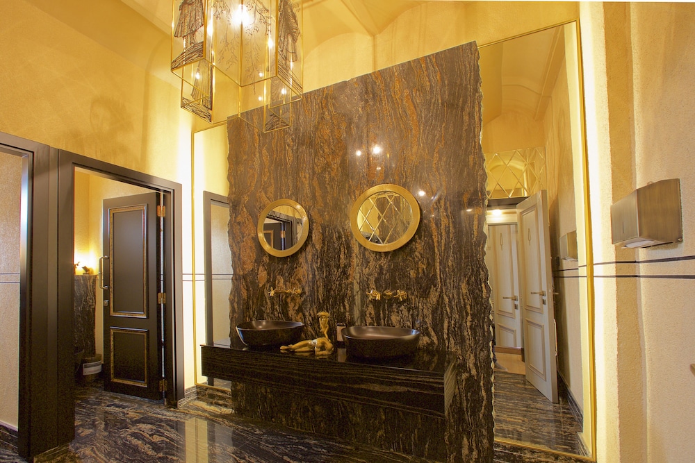 Ayramin Exclusive Hotel - Special Category — Hotel building in Istanbul, Istanbul