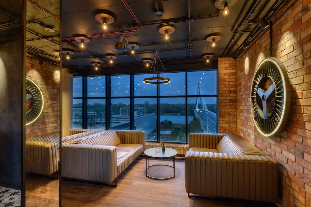 Barceló Warsaw Powiśle — Restaurant & bars in Warsaw, Masovian