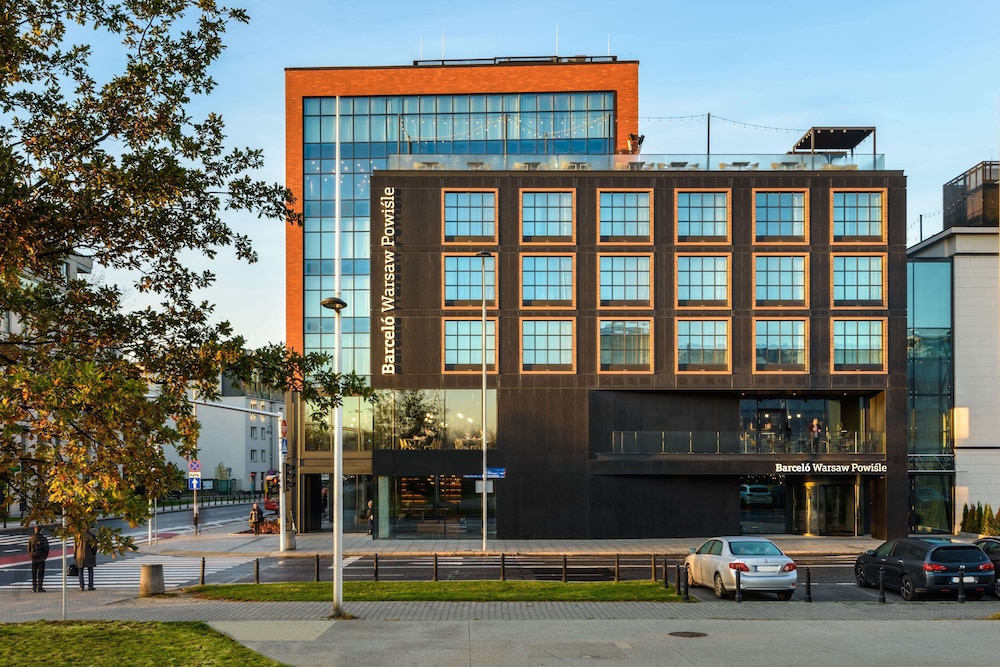 Barceló Warsaw Powiśle — Hotel building in Warsaw, Masovian