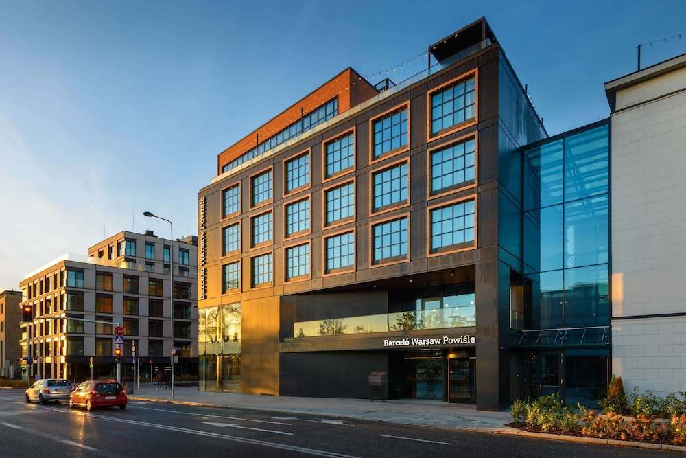 Barceló Warsaw Powiśle — Hotel building in Warsaw, Masovian