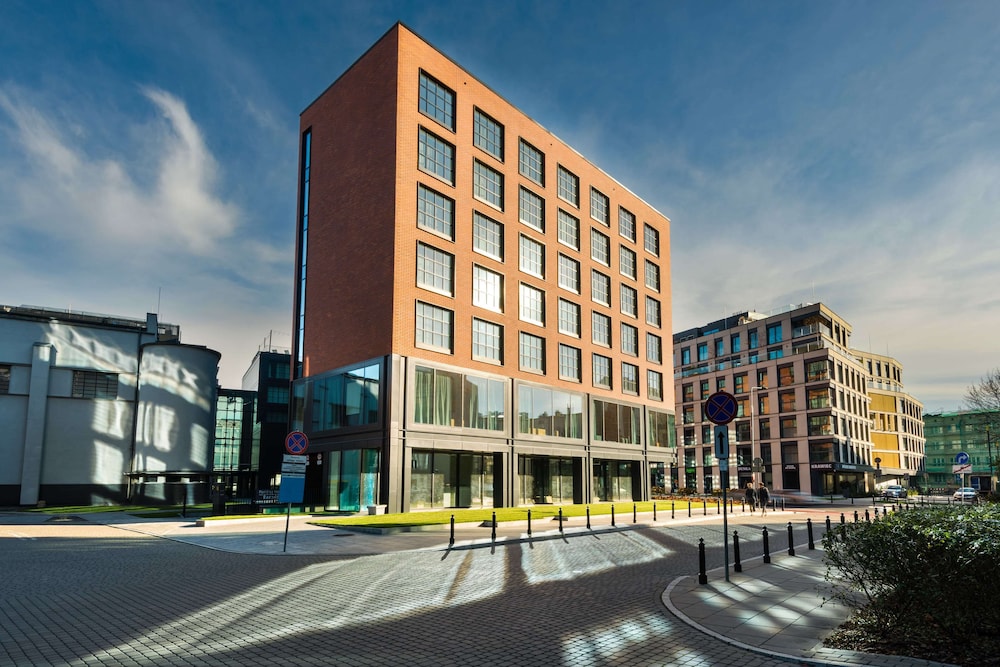 Barceló Warsaw Powiśle — Hotel building in Warsaw, Masovian