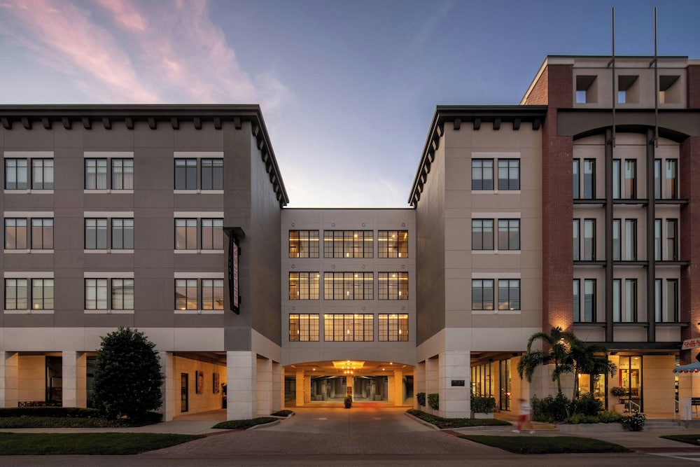 Epicurean Hotel, Autograph Collection — Hotel building in Tampa, Florida