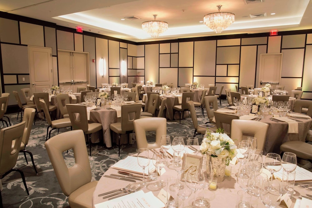 Epicurean Hotel, Autograph Collection — Hotel building in Tampa, Florida