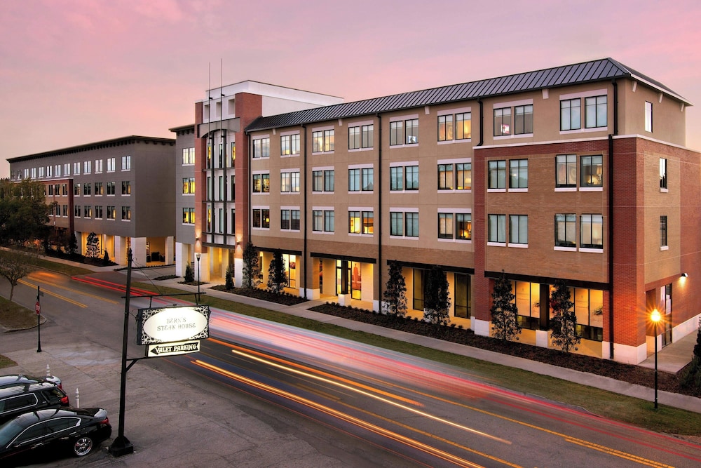 Epicurean Hotel, Autograph Collection — Hotel building in Tampa, Florida