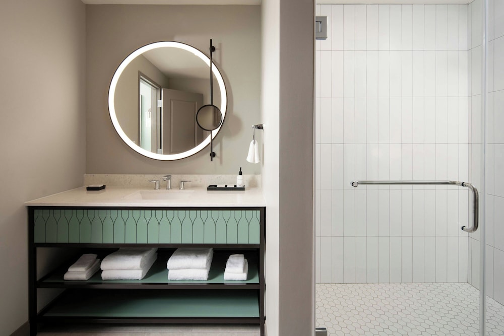 Epicurean Hotel, Autograph Collection — Hotel rooms in Tampa, Florida