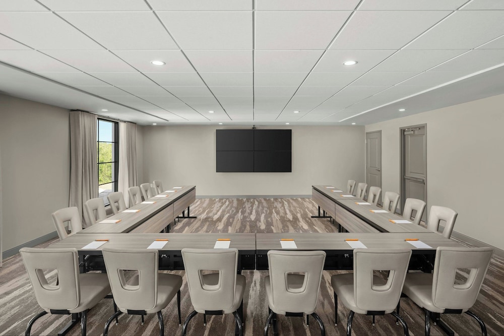 Epicurean Hotel, Autograph Collection — Hotel building in Tampa, Florida