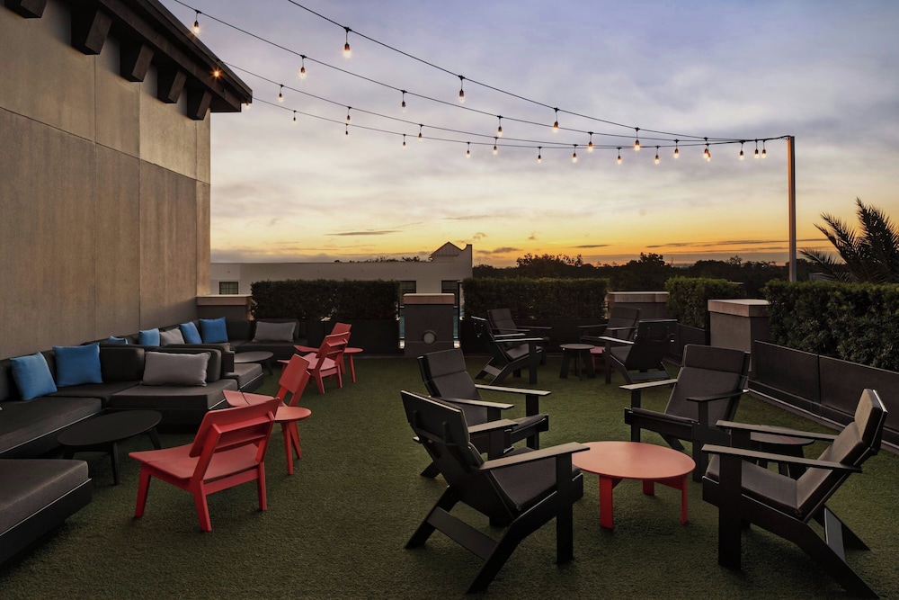 Epicurean Hotel, Autograph Collection — Restaurant & bars in Tampa, Florida