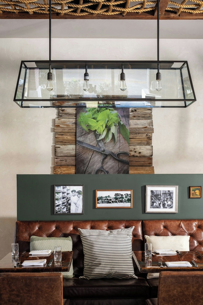 Epicurean Hotel, Autograph Collection — Restaurant & bars in Tampa, Florida