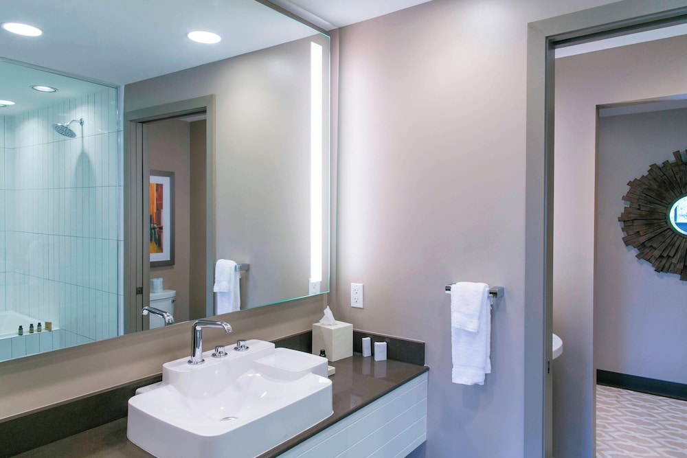 Epicurean Hotel, Autograph Collection — Hotel rooms in Tampa, Florida