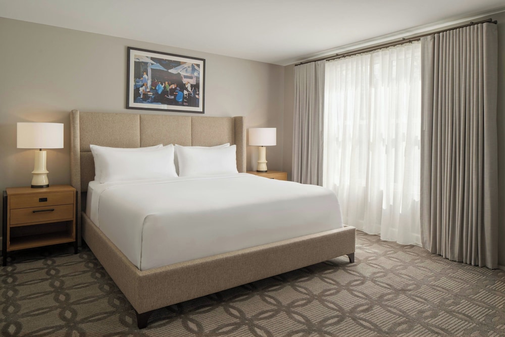 Epicurean Hotel, Autograph Collection — Hotel rooms in Tampa, Florida