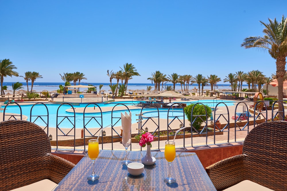 Protels Crystal Beach Resort — Swimming pool in Marsa Alam, Red Sea