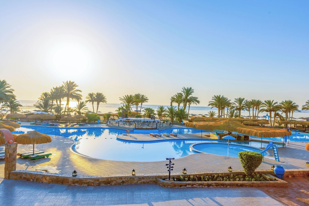 Protels Crystal Beach Resort — Swimming pool in Marsa Alam, Red Sea