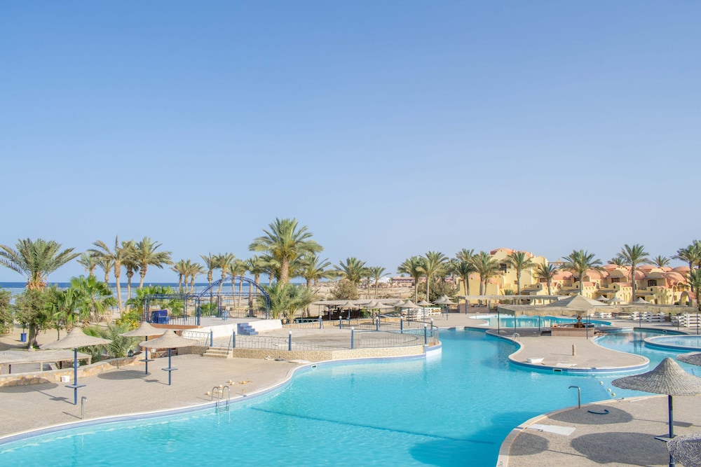 Protels Crystal Beach Resort — Swimming pool in Marsa Alam, Red Sea