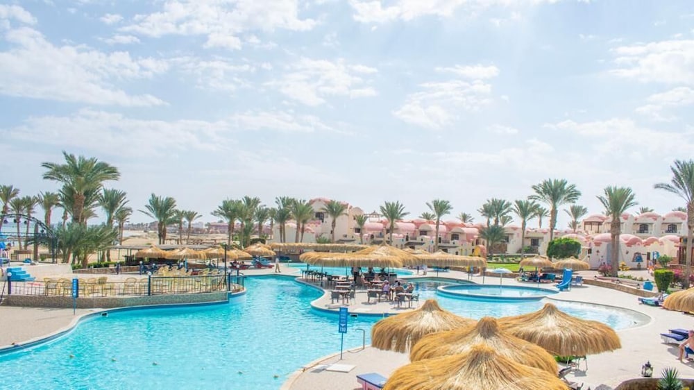 Protels Crystal Beach Resort — Swimming pool in Marsa Alam, Red Sea