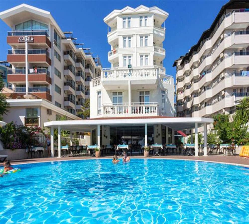 Azak Hotel — Main photo in Alanya