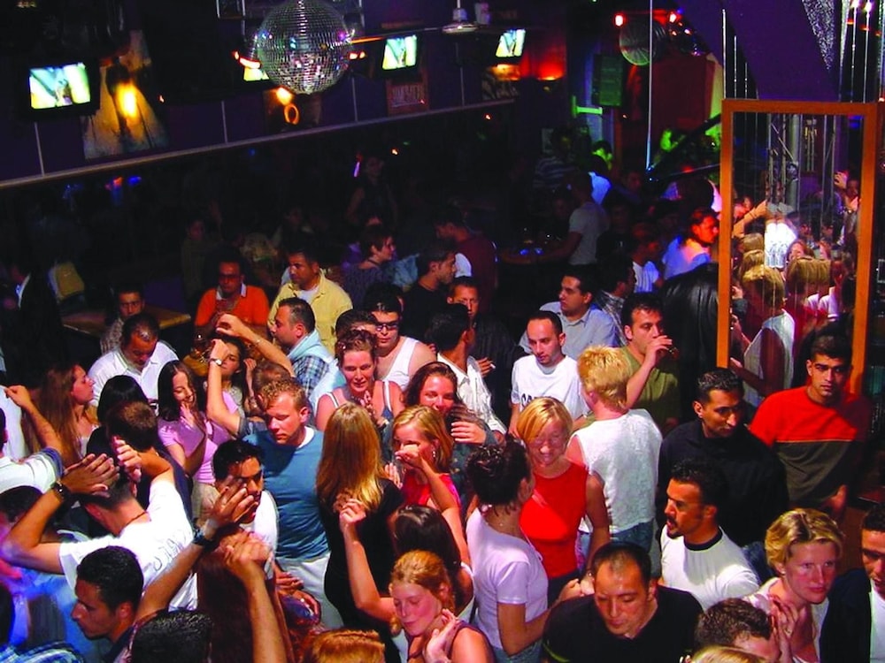 Sunshine Hotel — Restaurant & bars in Alanya