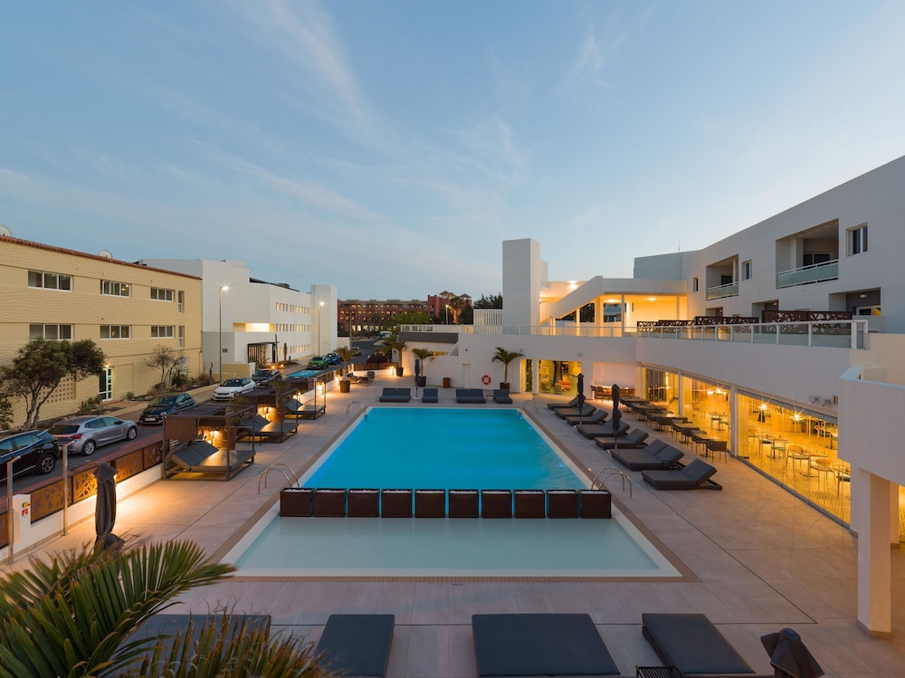 001 HIGOS BEACH BOUTIQUE Singular Hotel Residence — Main photo in Costa Calma, Canary Islands