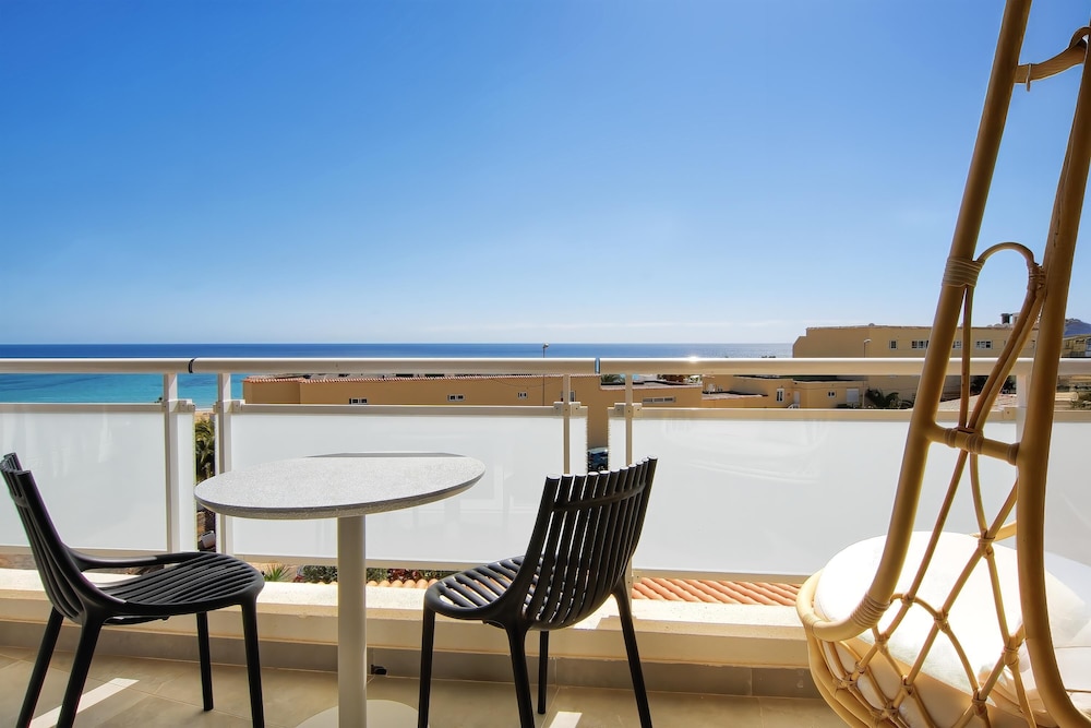 001 HIGOS BEACH BOUTIQUE Singular Hotel Residence — Hotel rooms in Costa Calma, Canary Islands