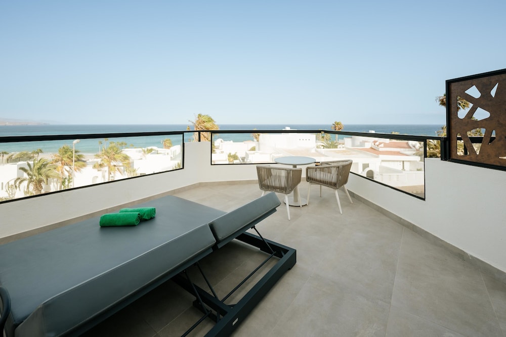 001 HIGOS BEACH BOUTIQUE Singular Hotel Residence — Hotel rooms in Costa Calma, Canary Islands