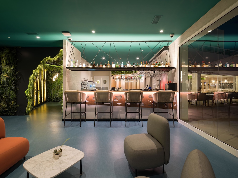 001 HIGOS BEACH BOUTIQUE Singular Hotel Residence — Restaurant & bars in Costa Calma, Canary Islands