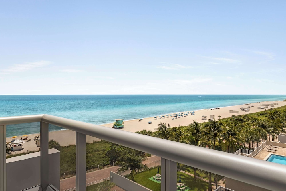 Hilton Cabana Miami Beach Resort — Beach in Miami, Florida
