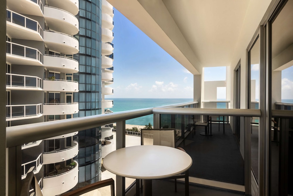 Hilton Cabana Miami Beach Resort — Hotel rooms in Miami, Florida