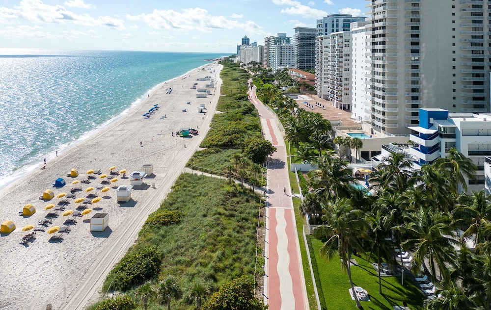 Hilton Cabana Miami Beach Resort — Attractions in the area in Miami, Florida