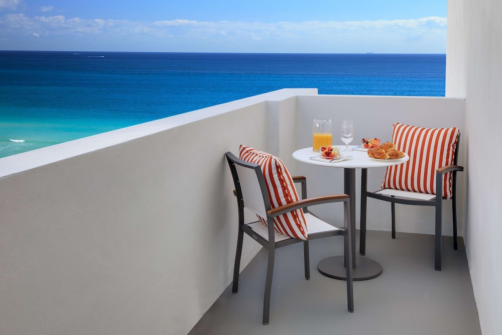 Hilton Cabana Miami Beach Resort — Hotel rooms in Miami, Florida