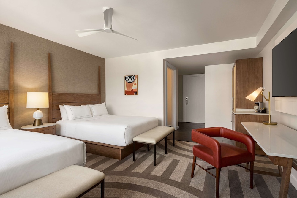 Hilton Cabana Miami Beach Resort — Hotel rooms in Miami, Florida