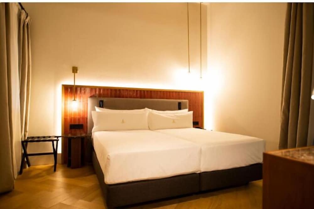 Hotel Legado Magdalena — Hotel rooms in Seville, Andalusia