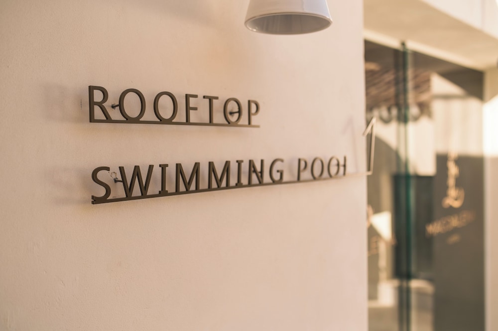 Hotel Legado Magdalena — Swimming pool in Seville, Andalusia