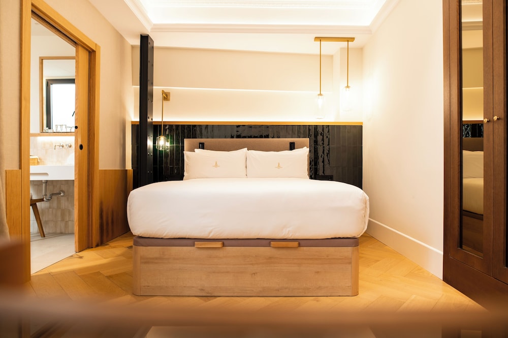Hotel Legado Magdalena — Hotel rooms in Seville, Andalusia