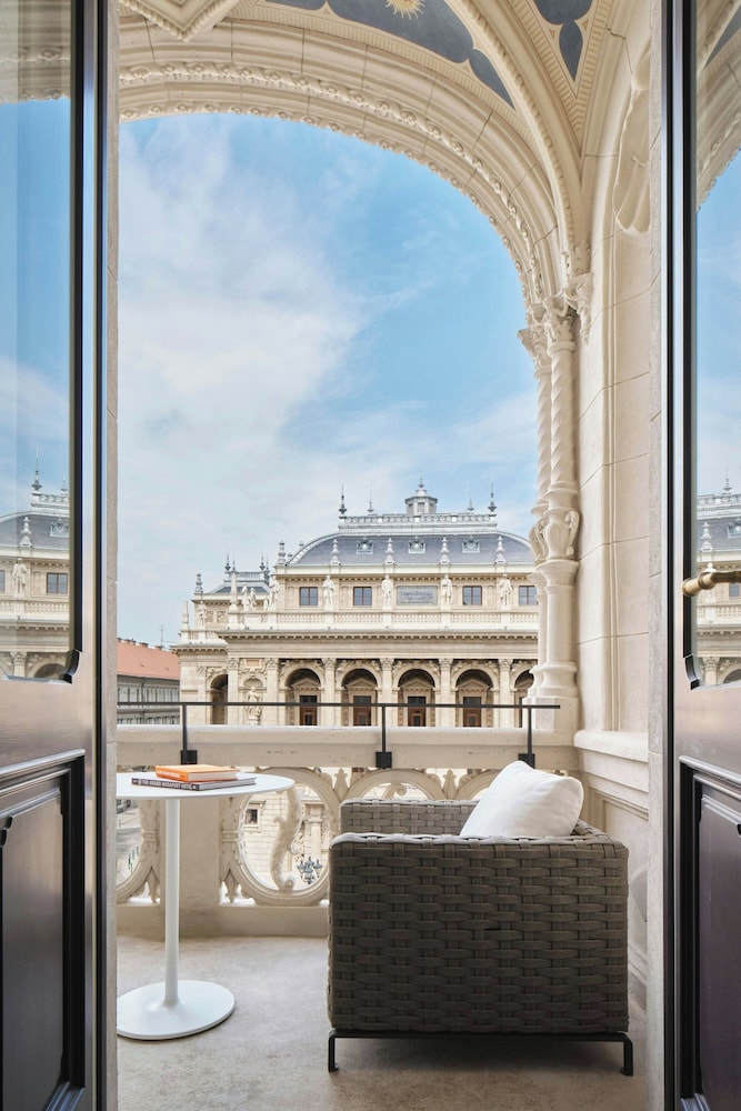 W Budapest - zdjęcie 3