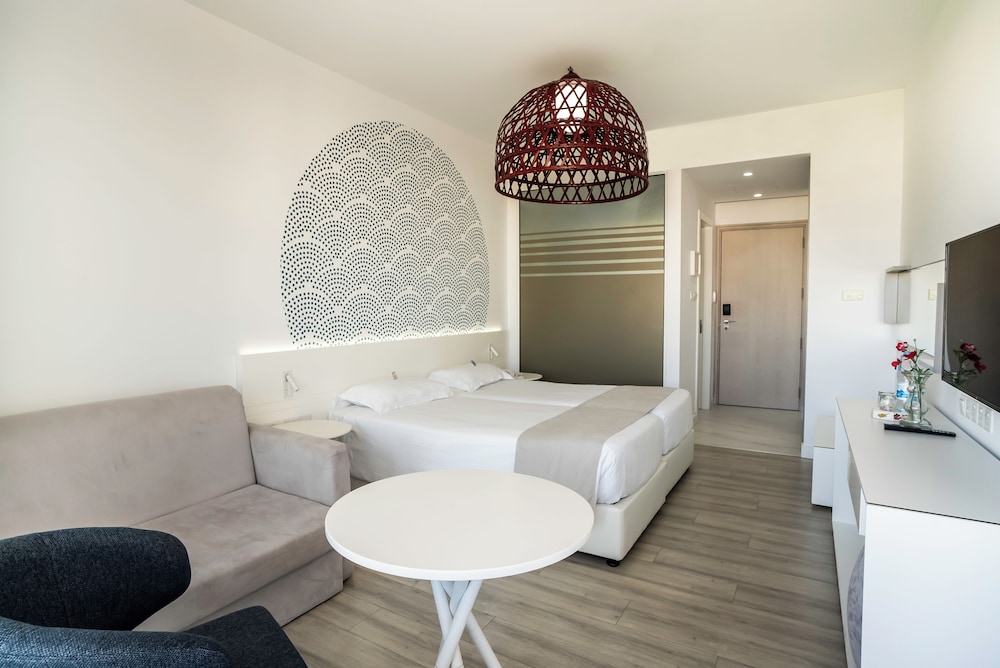 MARGADINA HOTEL — Hotel rooms in Ayia Napa, Famagusta Region