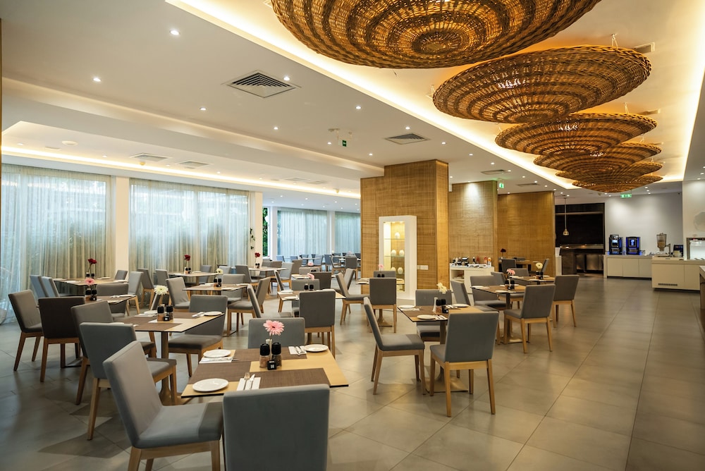 MARGADINA HOTEL — Restaurant & bars in Ayia Napa, Famagusta Region