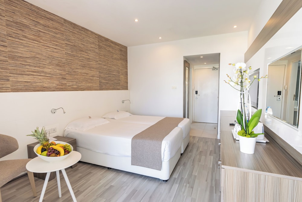 MARGADINA HOTEL — Hotel rooms in Ayia Napa, Famagusta Region
