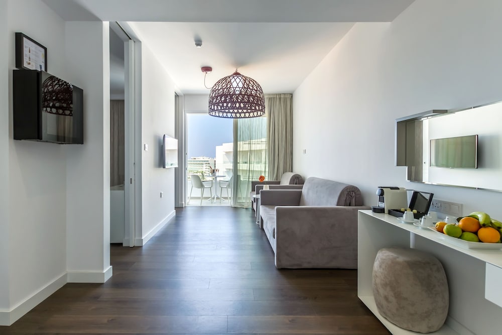 MARGADINA HOTEL — Hotel rooms in Ayia Napa, Famagusta Region