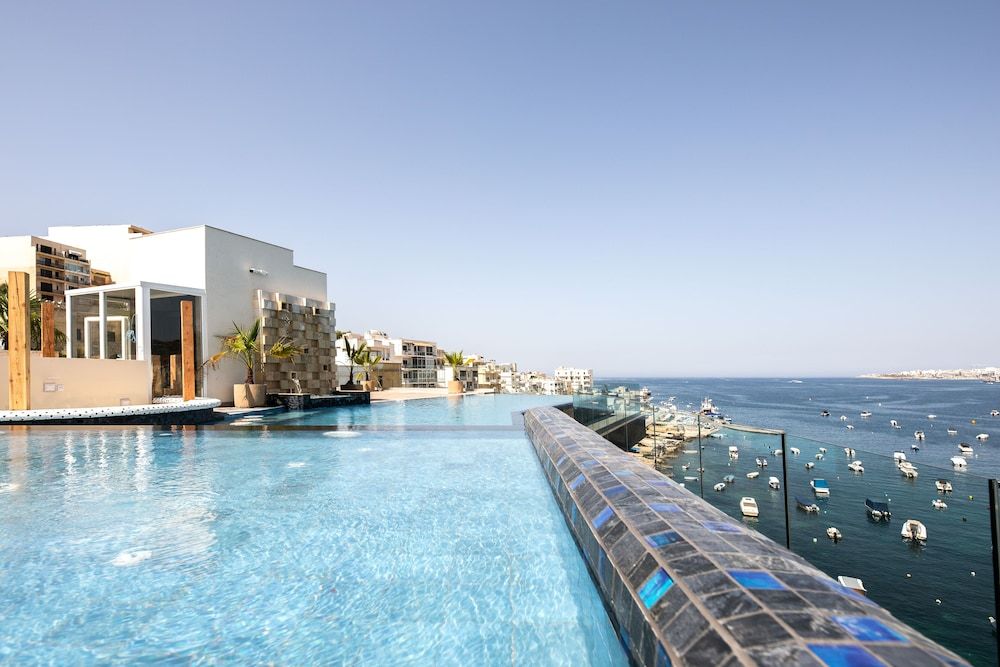 Damare Resort & Spa