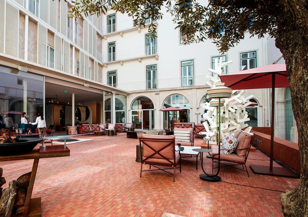 Convent Square Lisbon, Vignette Collection by IHG — Hotel building in Lisbon, Lisboa