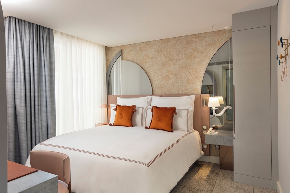 Convent Square Lisbon, Vignette Collection by IHG — Hotel rooms in Lisbon, Lisboa