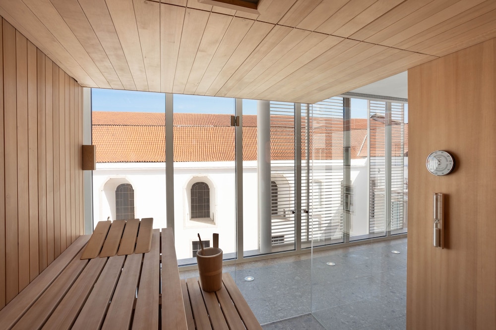 Convent Square Lisbon, Vignette Collection by IHG — Spa in Lisbon, Lisboa