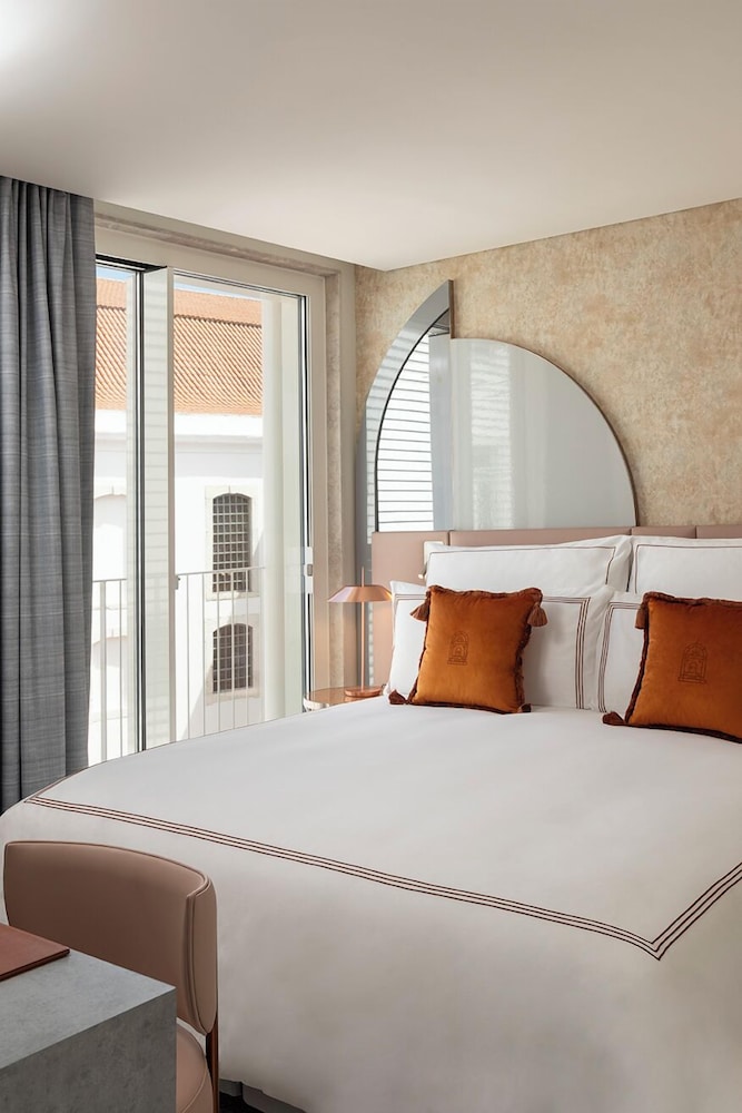 Convent Square Lisbon, Vignette Collection by IHG — Hotel rooms in Lisbon, Lisboa